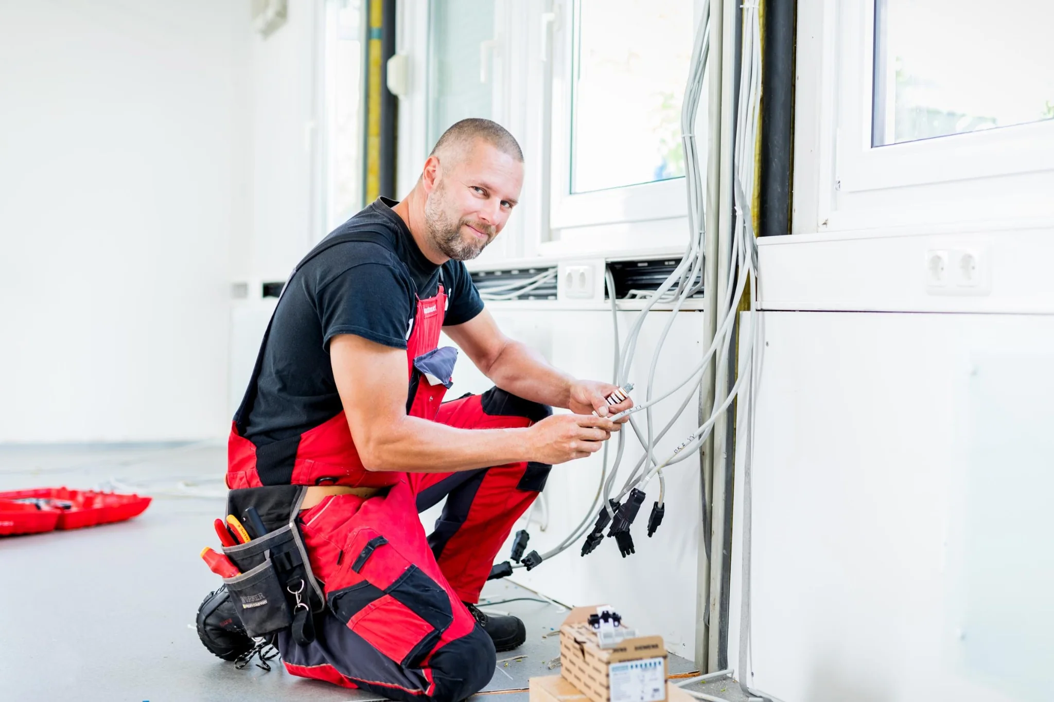 Elektroinstallation in einer Containeranlage durch die Stübler GmbH